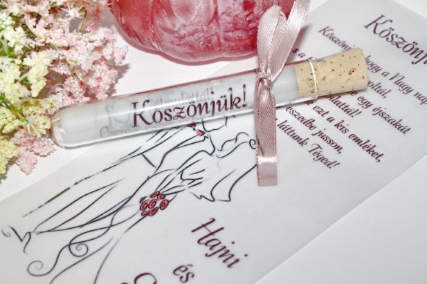 Köszönetajándék üvegcse